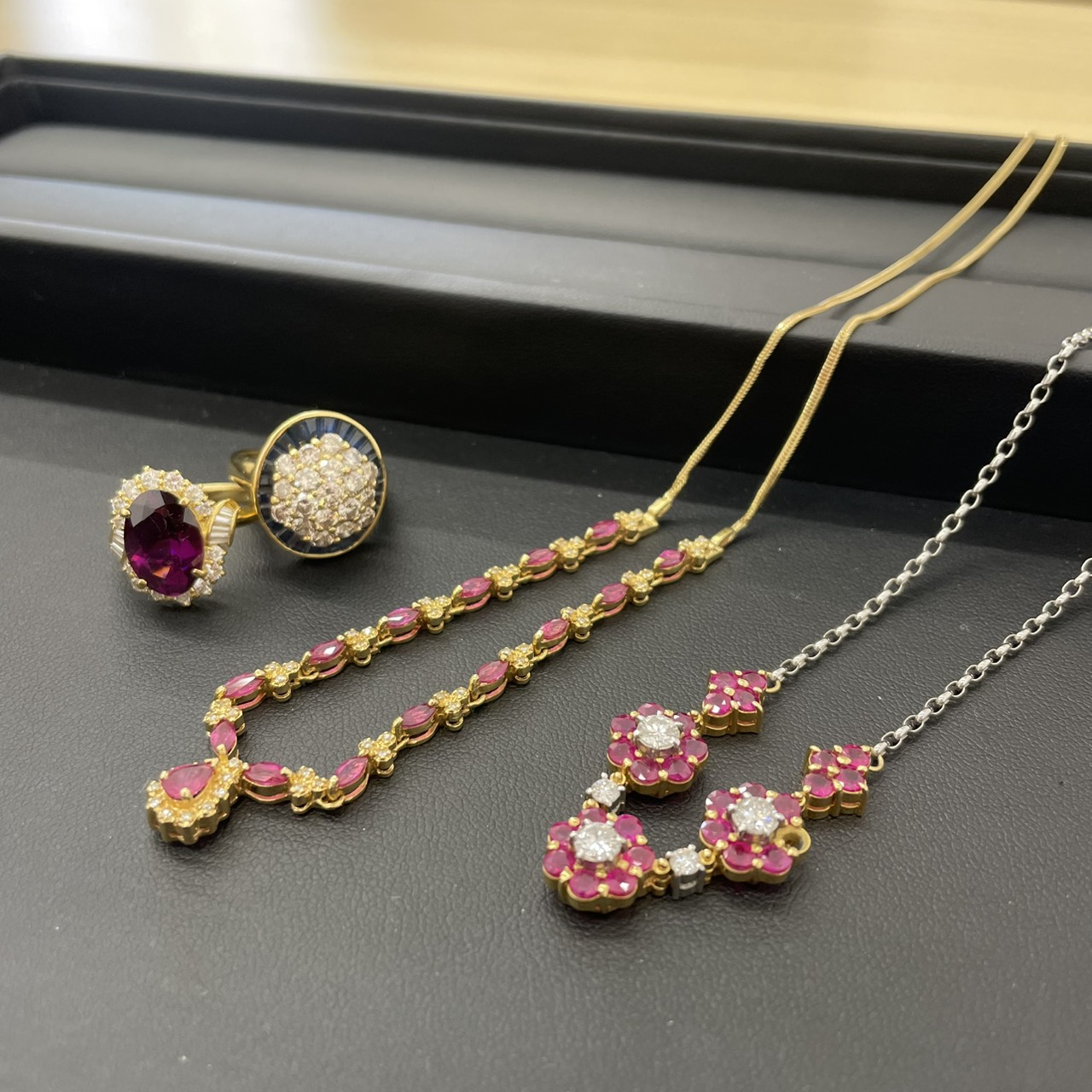 デザインジュエリーの需要と買取